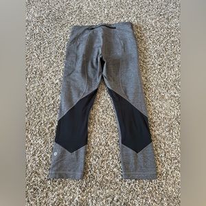 Women’s Grey Lululemon Leggings 25”
